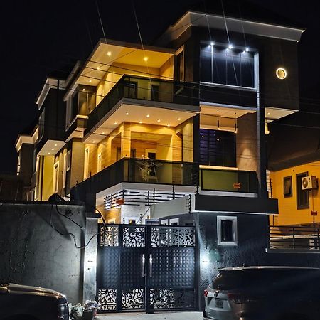 Sapphire Residences By Crystal Magodo Ikeja Exterior foto