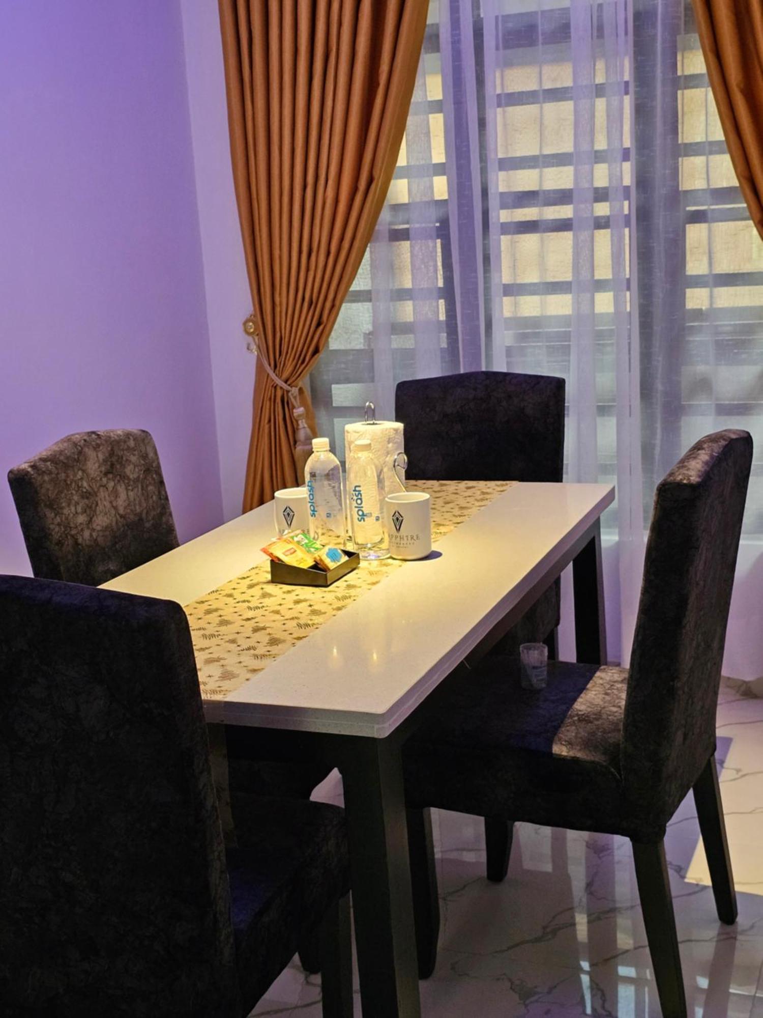 Sapphire Residences By Crystal Magodo Ikeja Exterior foto