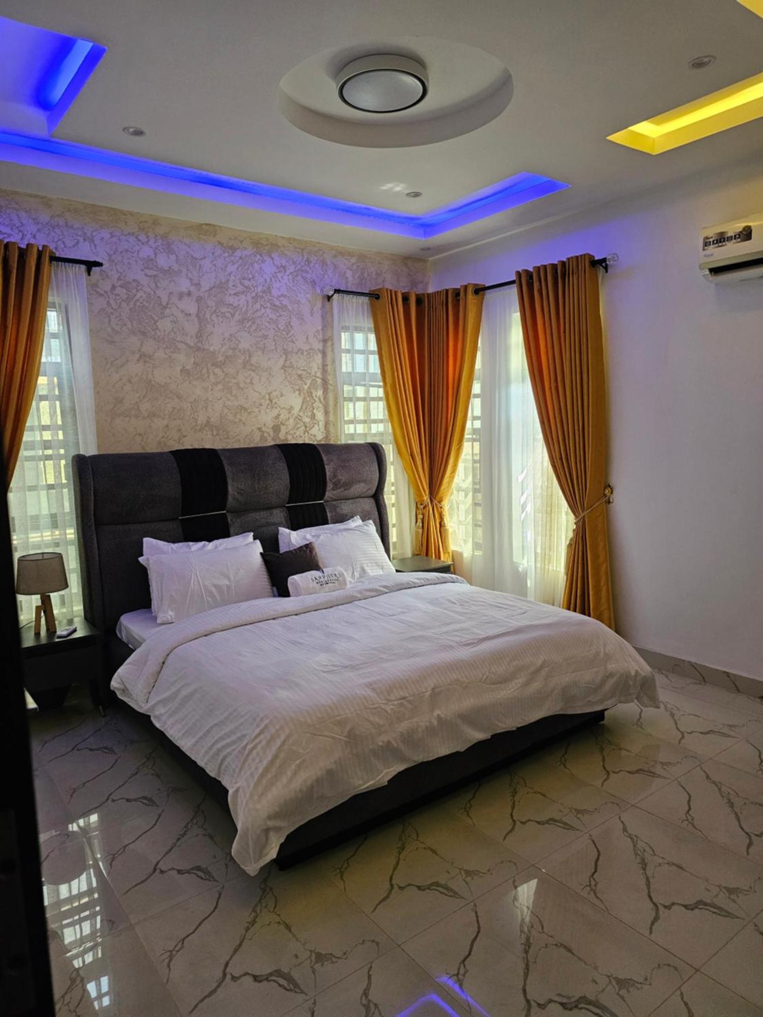 Sapphire Residences By Crystal Magodo Ikeja Exterior foto